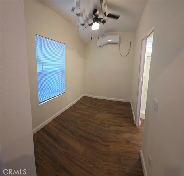 Detail Gallery Image 4 of 7 For 1496 Powell, Riverside,  CA 92501 - 1 Beds | 1 Baths