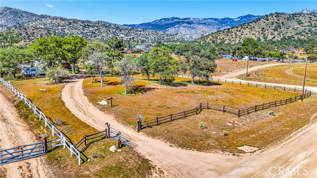Detail Gallery Image 47 of 48 For 20501 Schell Ranch Rd, Caliente,  CA 93518 - 3 Beds | 2 Baths