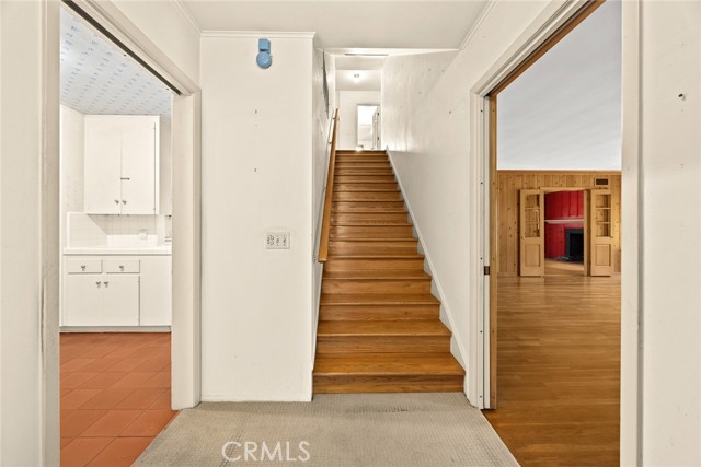 85 S San Rafael Avenue, Pasadena CA: https://media.crmls.org/medias/3a0d44bf-982e-4e9c-9168-837799826980.jpg