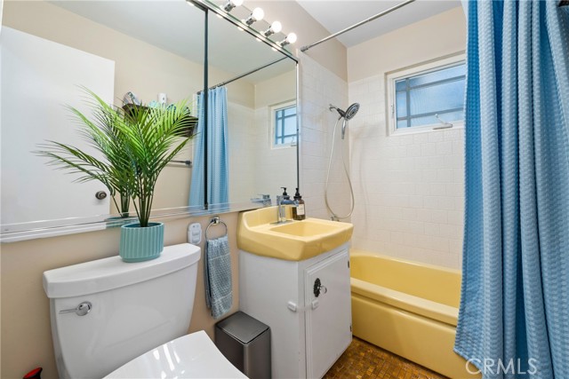 Detail Gallery Image 15 of 38 For 1246 E Monroe Ave, Orange,  CA 92867 - 3 Beds | 2 Baths