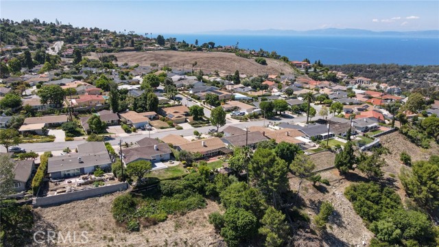 26308 Grayslake Road, Rancho Palos Verdes, California 90275, 4 Bedrooms Bedrooms, ,1 BathroomBathrooms,Residential,Sold,Grayslake,PV23158263