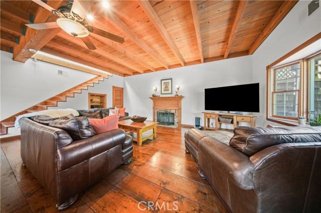 Detail Gallery Image 20 of 35 For 4049 E 15th, Long Beach,  CA 90804 - 3 Beds | 2 Baths