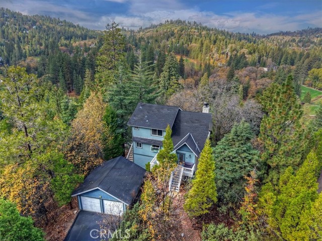 Detail Gallery Image 3 of 36 For 26822 Huron, Lake Arrowhead,  CA 92352 - 3 Beds | 3/1 Baths