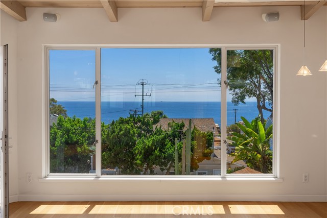 Detail Gallery Image 30 of 40 For 31685 3rd Ave, Laguna Beach,  CA 92651 - 2 Beds | 2 Baths