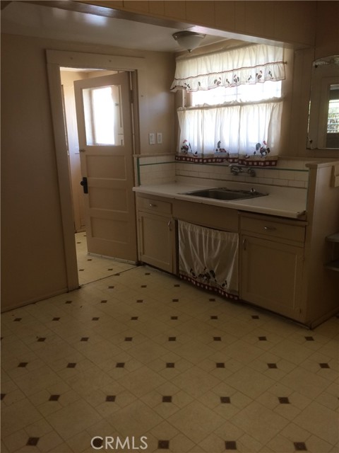 Detail Gallery Image 18 of 29 For 3559 E 4th, Los Angeles,  CA 90063 - – Beds | – Baths