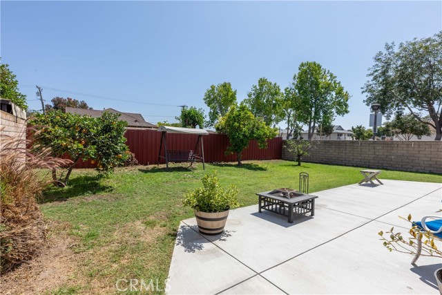 10262 Circulo De Juarez, Fountain Valley CA: https://media.crmls.org/medias/3a1058fe-73b5-460a-9d02-8742c46e75af.jpg