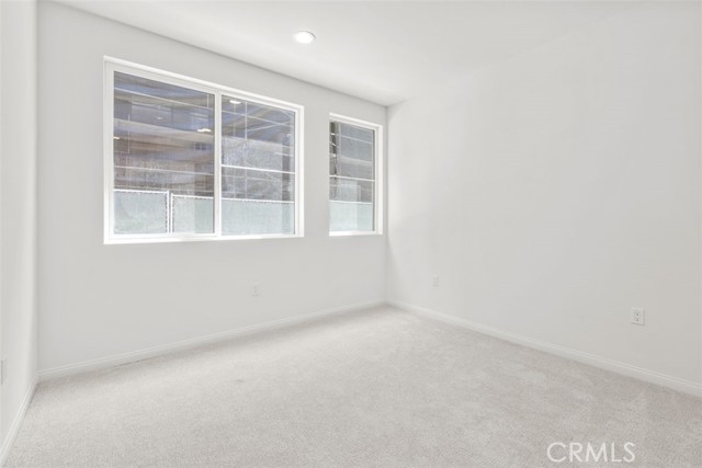 5868 Linden Ave Avenue, Long Beach CA: https://media.crmls.org/medias/3a10896f-b235-45d5-b824-c2533b201c6d.jpg