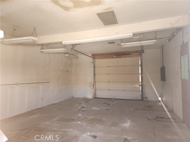 206 W Oldfield Street, Lancaster, California 93534, ,Commercial Sale,For Sale,206 W Oldfield Street,CRSR24185248