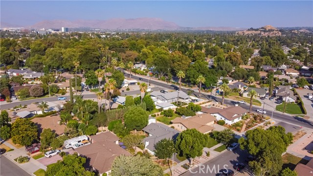 4941 Milford Road, Riverside CA: https://media.crmls.org/medias/3a11f0e3-f562-451c-8620-57550267bcb9.jpg