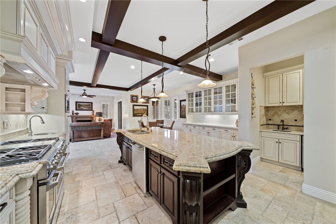 Detail Gallery Image 1 of 60 For 18378 Avenida Bosque, Murrieta,  CA 92562 - 4 Beds | 3/1 Baths