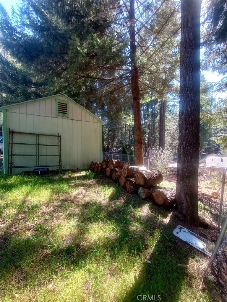 https://media.crmls.org/medias/3a126857-2cbc-4842-8c3a-b0711d0b0908.jpg?preset=X-Large