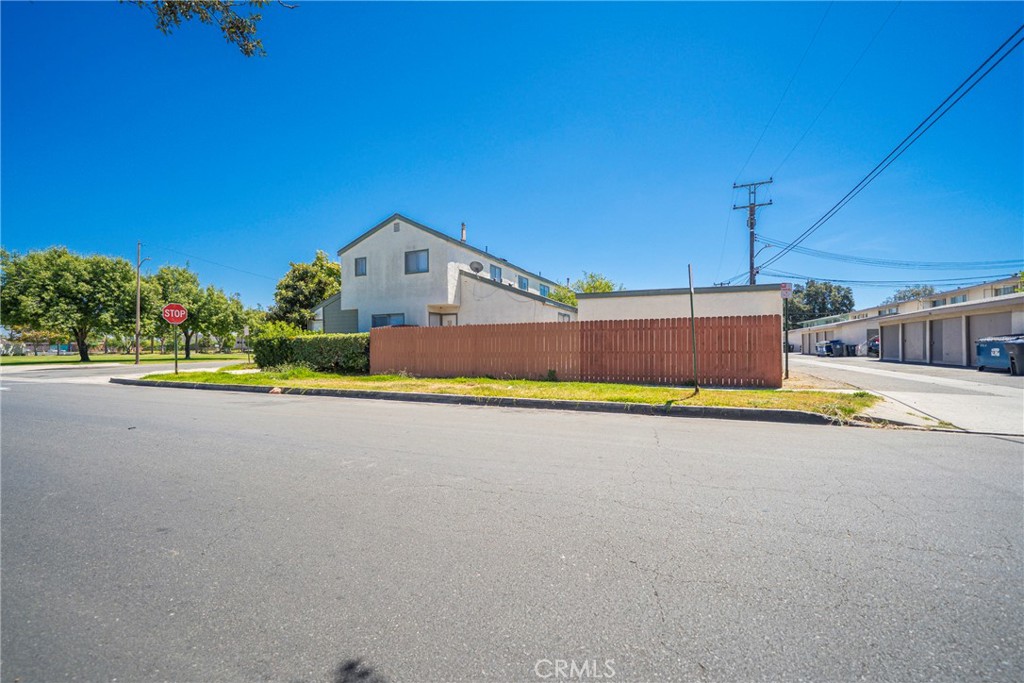 2702 S Shelton Street #C