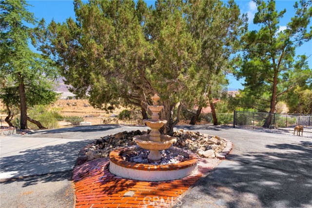 6375 Arrowhead Lake Road, Hesperia CA: https://media.crmls.org/medias/3a14b503-8ccc-44e2-81ec-6192346ee4b9.jpg
