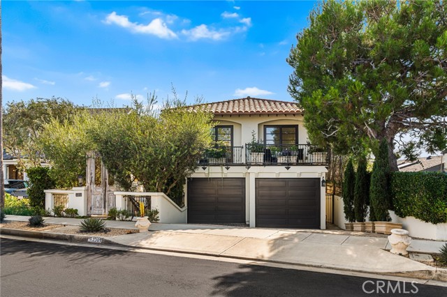 Detail Gallery Image 55 of 66 For 2301 Pacific Dr, Corona Del Mar,  CA 92625 - 4 Beds | 3/1 Baths