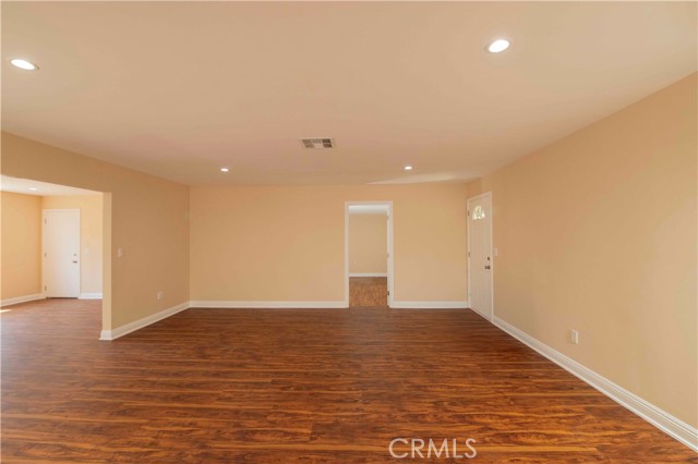 Detail Gallery Image 22 of 53 For 22532 Saticoy St, West Hills,  CA 91307 - 4 Beds | 2 Baths