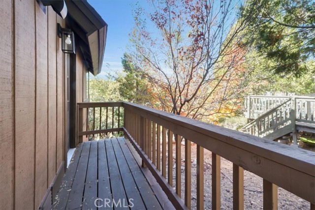 Detail Gallery Image 19 of 50 For 695 Grass Valley Rd, Lake Arrowhead,  CA 92352 - 3 Beds | 2 Baths