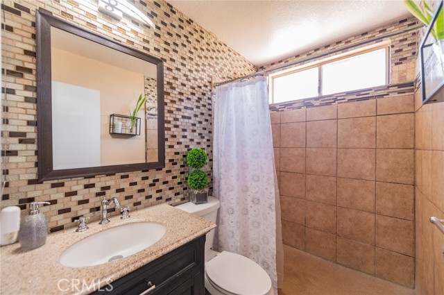 Image 24 of 42 For 13433 Nutmeg