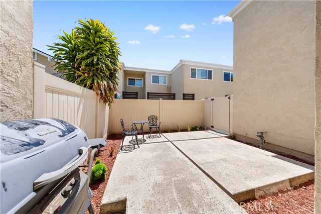54 Kazan Street, Irvine CA: https://media.crmls.org/medias/3a16e980-9bda-48aa-b28e-0e47f4df4840.jpg