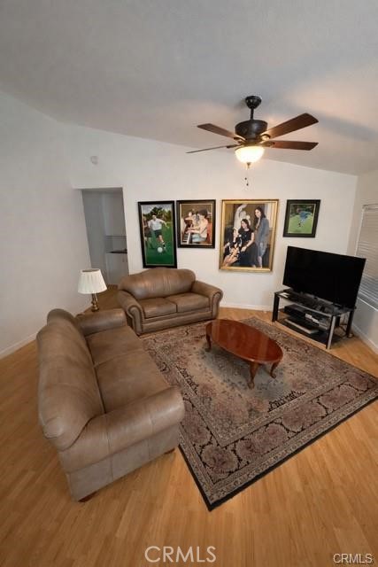 Detail Gallery Image 7 of 33 For 1278 Old Hickory Rd, Corona,  CA 92882 - 3 Beds | 2 Baths