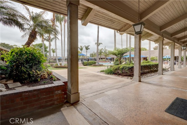 Detail Gallery Image 33 of 35 For 8877 Lauderdale Ct 214e,  Huntington Beach,  CA 92646 - 2 Beds | 2 Baths