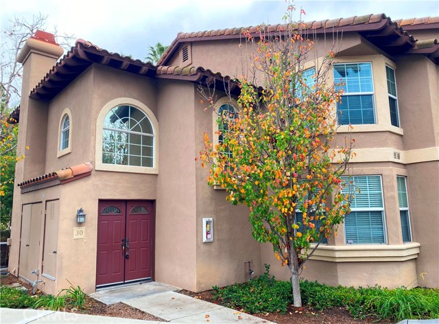 MLS# OC22261114