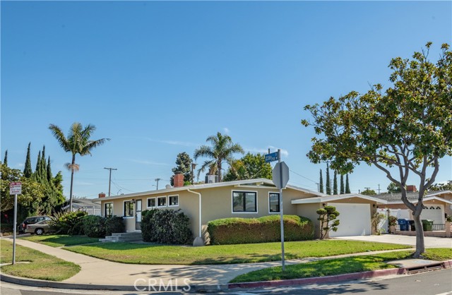 MLS# PV23202863