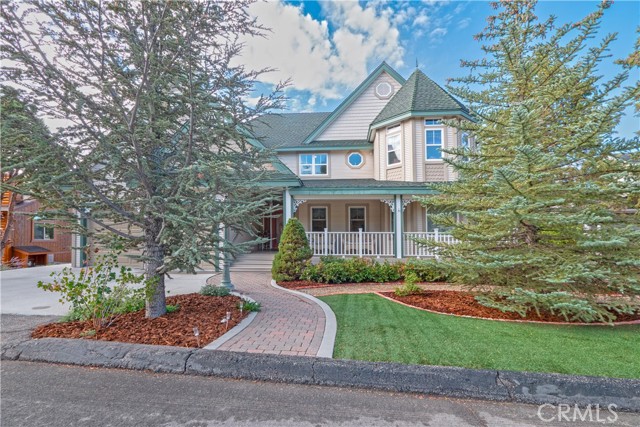 Detail Gallery Image 2 of 75 For 42425 Bear Loop, Big Bear Lake,  CA 92314 - 3 Beds | 3/1 Baths