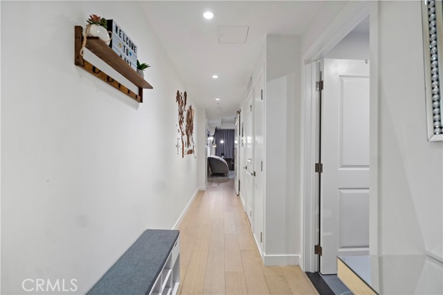 Detail Gallery Image 14 of 28 For 400 South Broadway #907,  Los Angeles,  CA 90013 - 1 Beds | 1 Baths