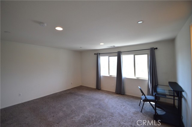 Detail Gallery Image 13 of 36 For 7064 Sweetleaf, Fontana,  CA 92336 - 4 Beds | 2/1 Baths