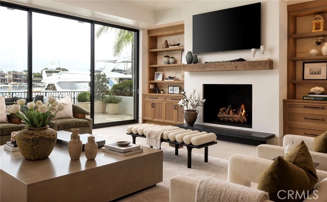 Detail Gallery Image 2 of 47 For 615 Lido Park Dr, Newport Beach,  CA 92663 - 4 Beds | 4/1 Baths