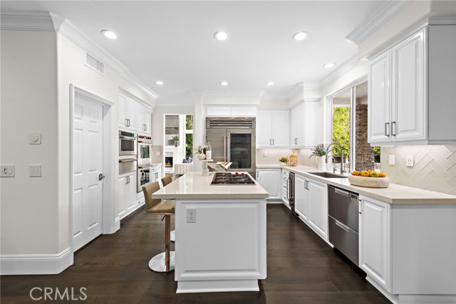Detail Gallery Image 25 of 67 For 22 Van Gogh Way, Coto de Caza,  CA 92679 - 5 Beds | 4 Baths