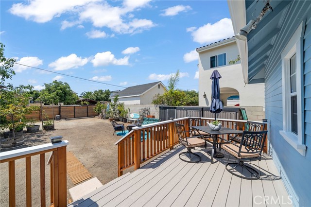 373 W Santa Cruz Street, San Pedro CA: https://media.crmls.org/medias/3a1ccd0a-ab70-4275-ac3c-2a04583b80c1.jpg