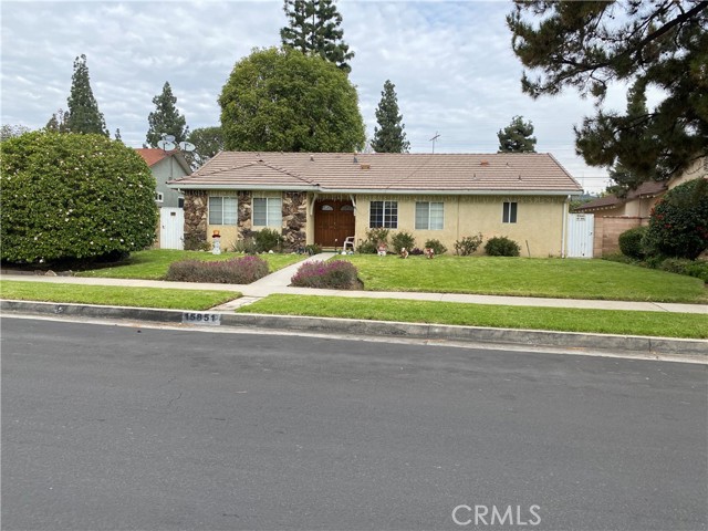 Photo of 15851 Ludlow Street, Granada Hills, CA 91344