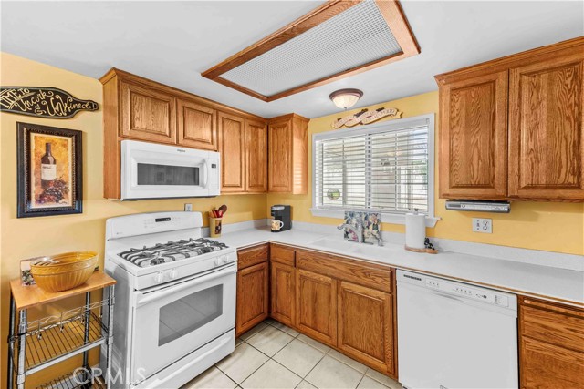 Image 9 of 40 For 5101 Myra