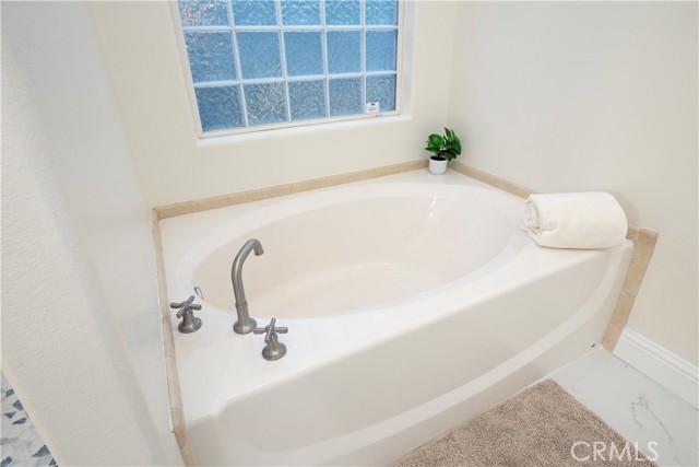 Detail Gallery Image 21 of 45 For 19241 Envoy Ave, Corona,  CA 92881 - 3 Beds | 2 Baths