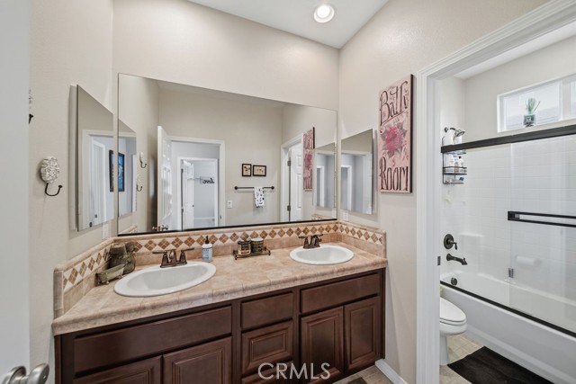 Detail Gallery Image 32 of 51 For 18144 Krameria, Riverside,  CA 92508 - 3 Beds | 2/1 Baths
