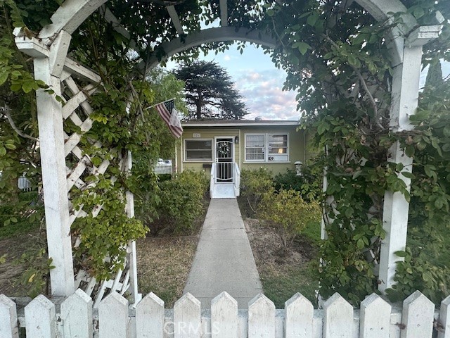 3a1f48e0 1afe 4aad A4e1 3f65ab513d17