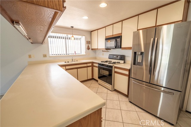 Detail Gallery Image 7 of 29 For 27133 Shadowcrest Ln, Cathedral City,  CA 92234 - 3 Beds | 2 Baths
