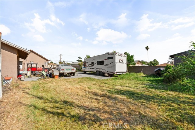 650 N Acacia, Rialto CA: https://media.crmls.org/medias/3a1f8b96-a870-4766-b685-d3ab84bee3ed.jpg