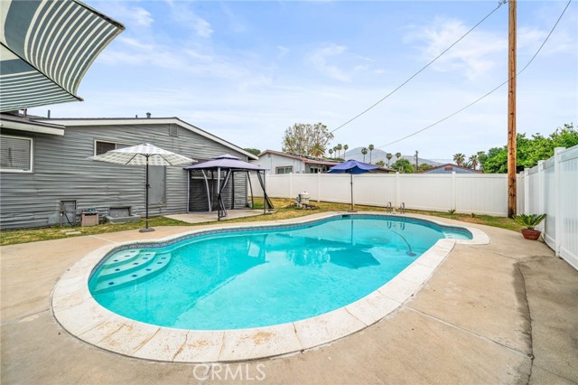 Detail Gallery Image 26 of 43 For 25459 33rd, San Bernardino,  CA 92404 - 3 Beds | 2 Baths