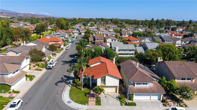 Detail Gallery Image 34 of 40 For 1 Brillantez, Irvine,  CA 92620 - 4 Beds | 2/1 Baths