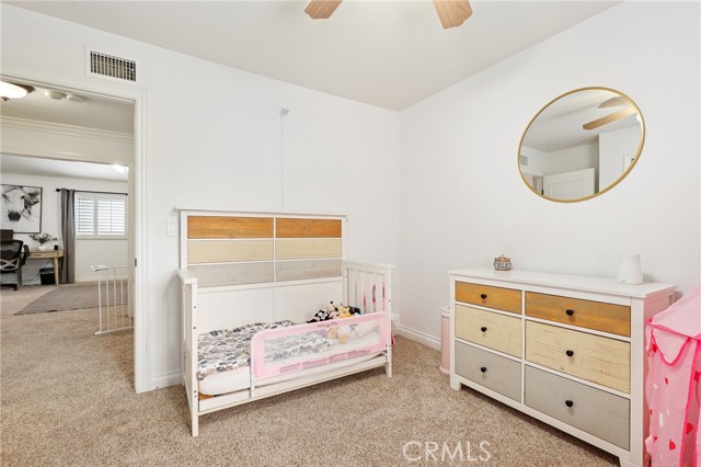 14 Black Oak, Irvine CA: https://media.crmls.org/medias/3a20219e-5686-42d8-b65a-5f7e636ba203.jpg
