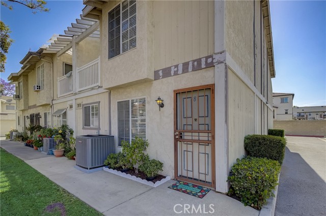 3311 W Lincoln Ave #8, Anaheim, CA 92801