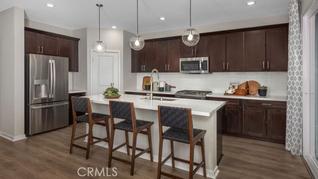 Detail Gallery Image 4 of 16 For 29304 Victoria Beach Bld, Winchester,  CA 92596 - 4 Beds | 3 Baths