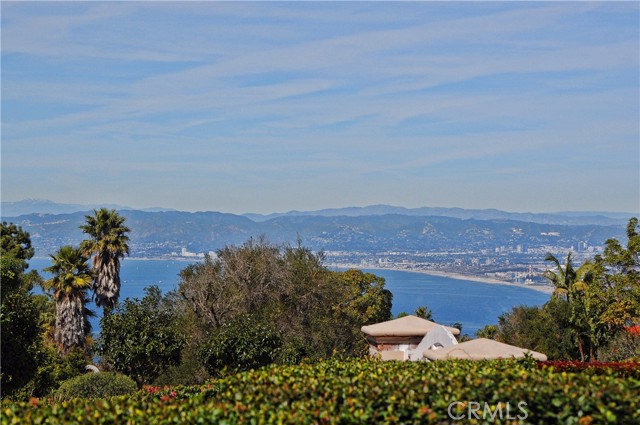 Detail Gallery Image 7 of 46 For 1300 Granvia Altamira, Palos Verdes Estates,  CA 90274 - 4 Beds | 3/2 Baths