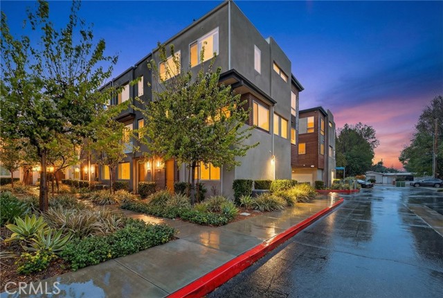 Front Image Thumbnail for CRSR26039003