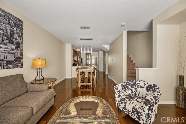 Detail Gallery Image 4 of 45 For 1415 Abelia, Irvine,  CA 92606 - 3 Beds | 3 Baths