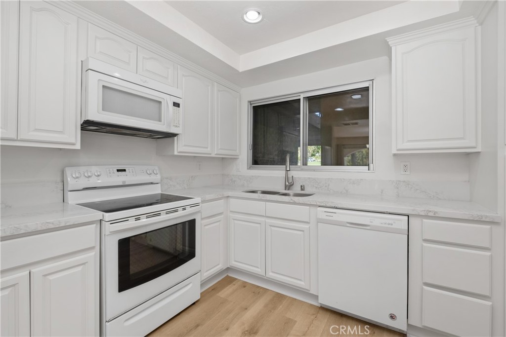 3a243692 5e85 4046 9dd8 Faf3c0e2b7ee