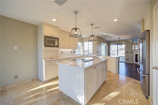 Detail Gallery Image 12 of 58 For 1194 Monaco Ct, Grover Beach,  CA 93433 - 3 Beds | 2/1 Baths