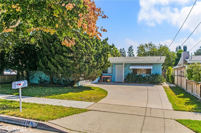 2234 Avalon Street, Costa Mesa CA: https://media.crmls.org/medias/3a24668d-ab8e-404e-80a3-eeeff6586d0e.jpg